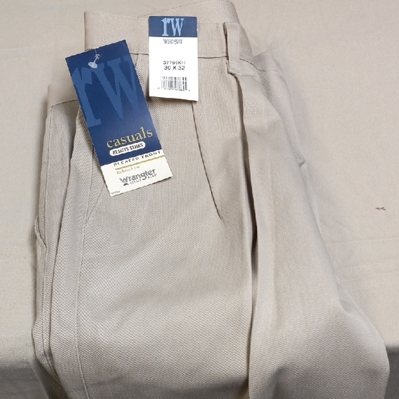 Wrangler Other - Wrangler Men's Pleated Front Khakis - Light Tan